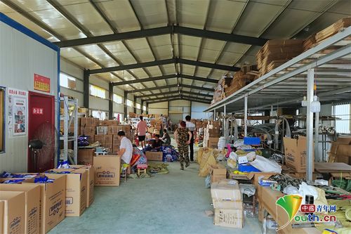 馮莊 工廠開在家里 產(chǎn)品賣向全球